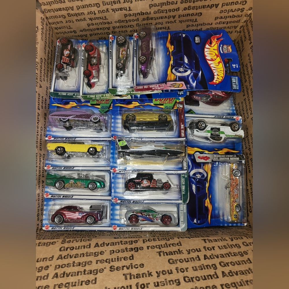60 Hot Wheels Cars - Picture 4 of 4